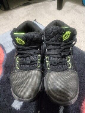 Kids Black and Neon Green High-Top LEBRON NIKES